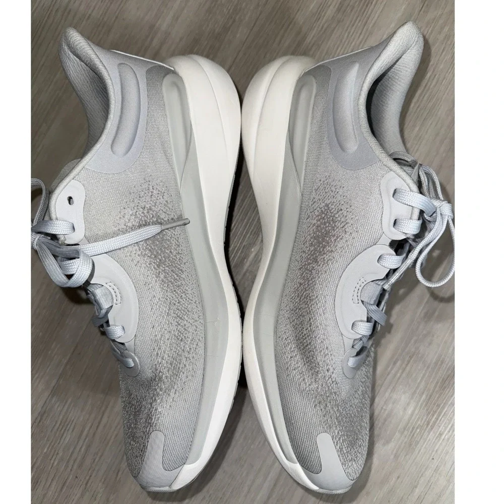 Lululemon Chargefeel Workout Low 2 Vapor Silver Drop White LW9EQ0S Womens 8.5